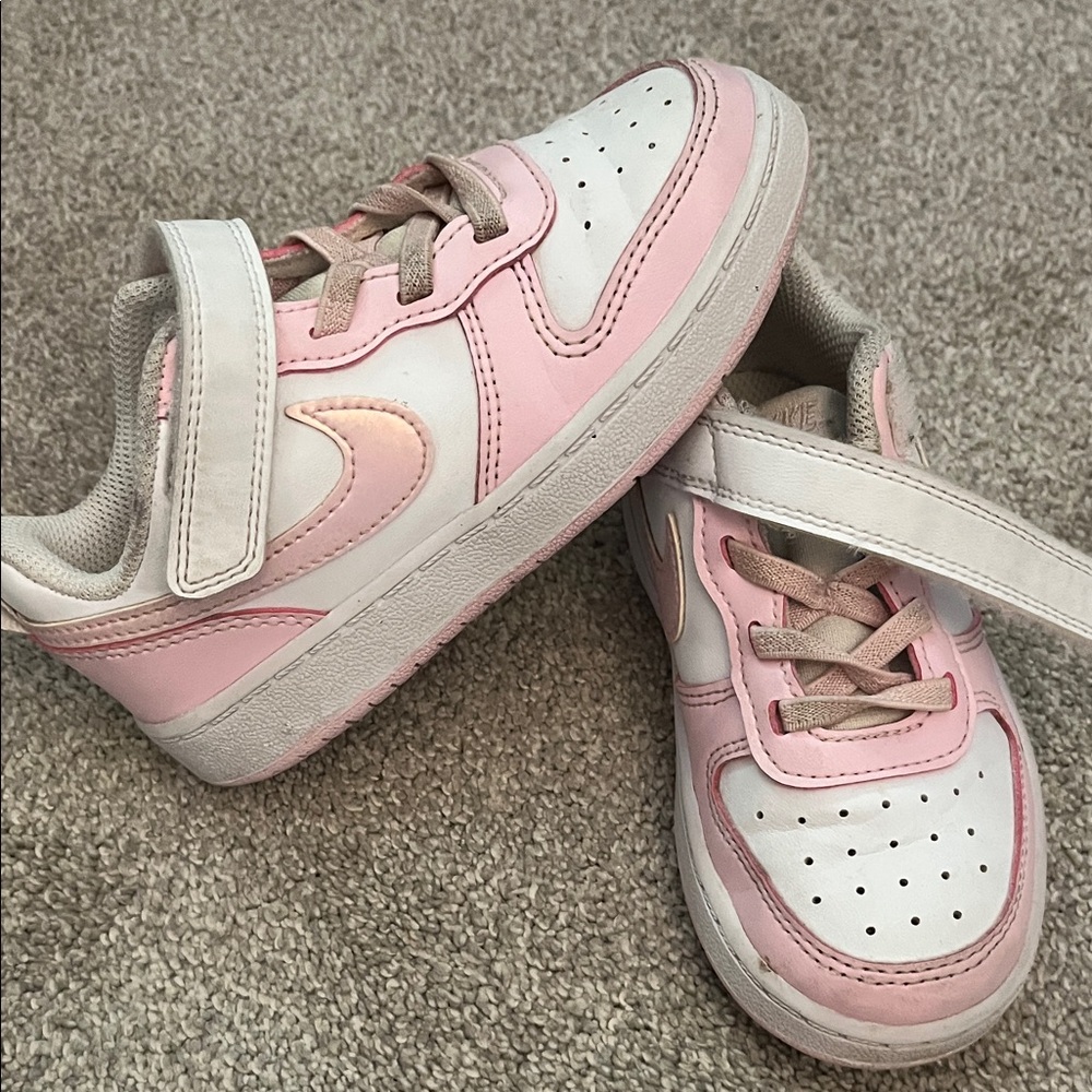 Nike Kids Pink shoes